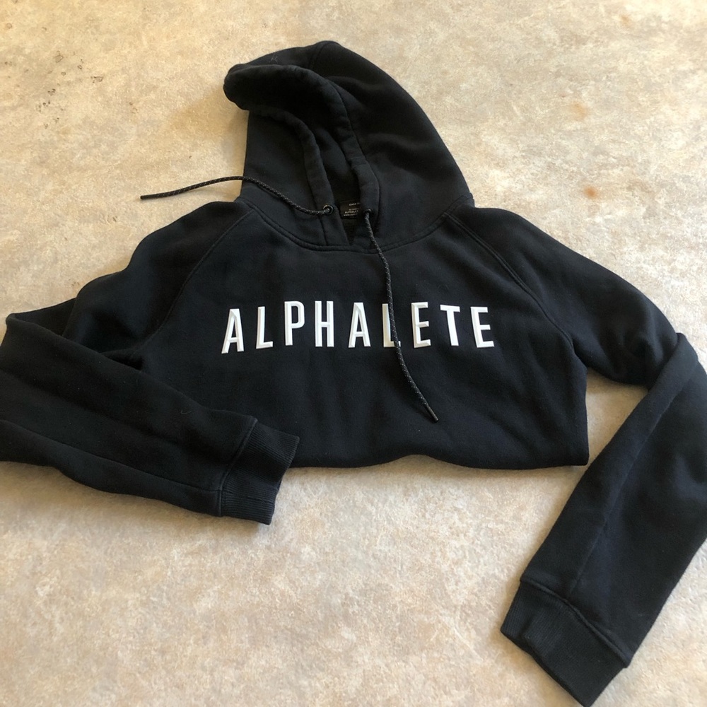 Alphalete hoodie